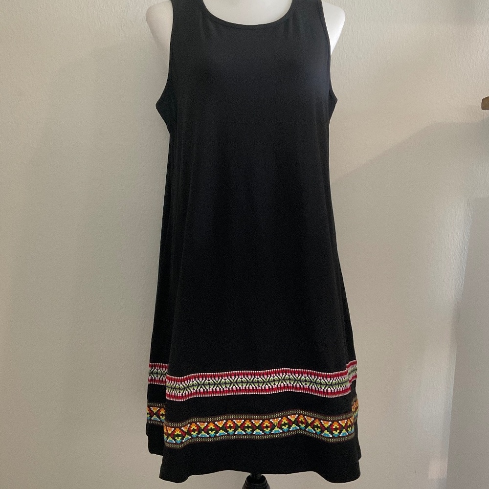 Dress Black Embroidery Sleeveless  Size XXL (runs small) - Picture 2 of 9